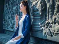翠寒（上海）贸易有限公司